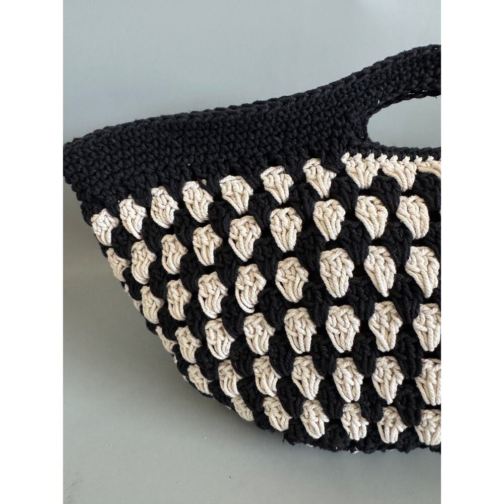 Boho Crochet Handbag Clutch with Zipper Closure World Market Black and White - Picture 2 of 8